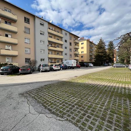 Friendly Space Apartment Graz Exterior photo